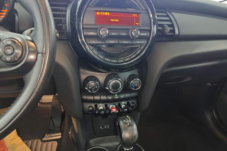 Used  MINI 2014 1.2T ONE+
