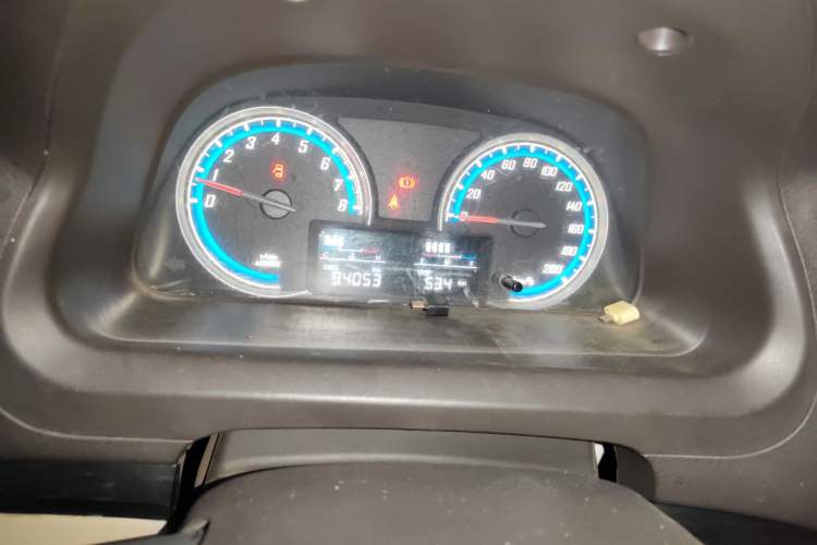 Used Baojun 730 2014 1.5L manual Comfort ESP version 7 seats
