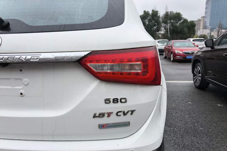 Used Dongfeng Fengon 580 2017 Revised Version 1.5T CVT Luxury Edition
