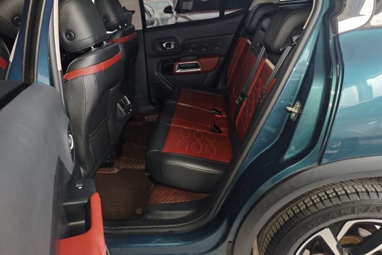 Used Citroen C5 AIRCROSS 2017 380THP Luxury Version
