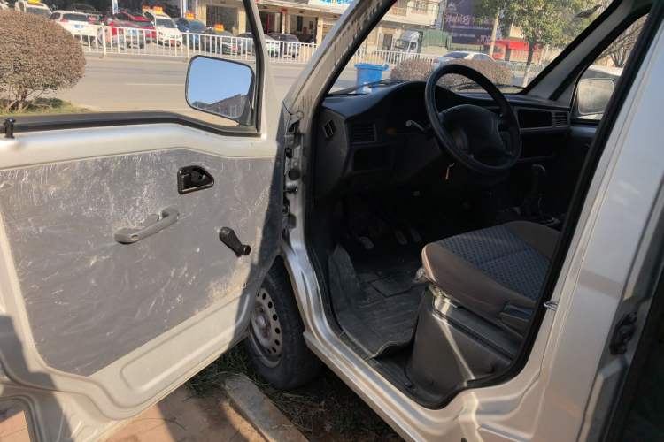 Used Wuling Zhiguang 2020 1.2L Practical Model China VI LSI