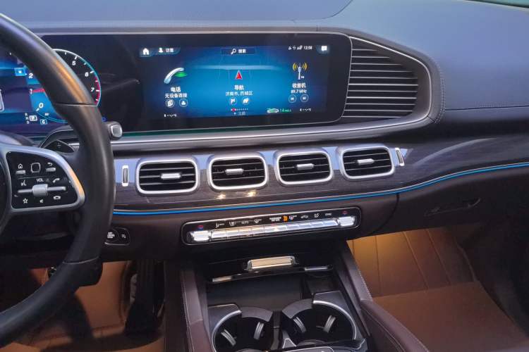 Used Mercedes-Benz GLE 2022 GLE 350 4MATIC Stylish Model
