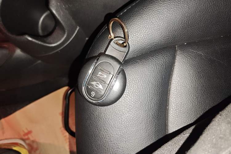 Used  MINI 2014 1.5T COOPER Fun
