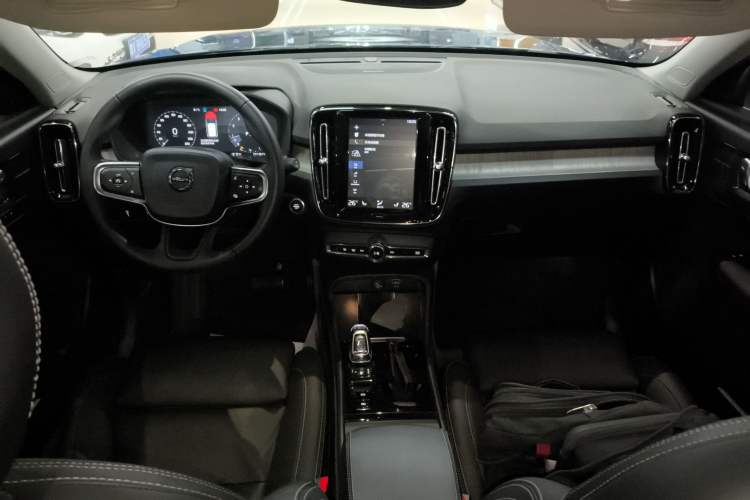 Used Volvo XC40 2020 T4 4x4 Zhiya Luxury Edition