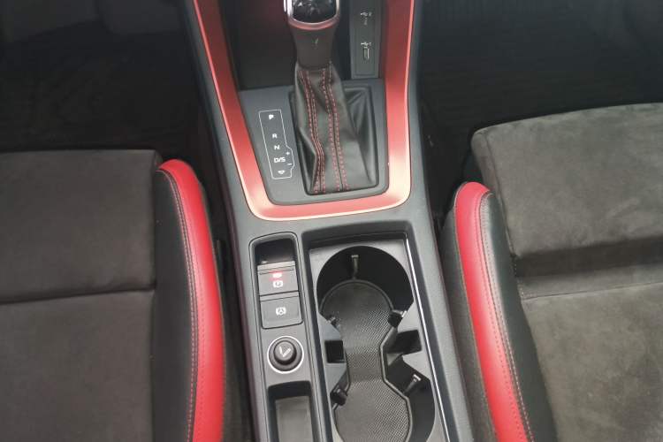 Used Audi Q3 2021 40 TFSI Fashion Dynamic Model