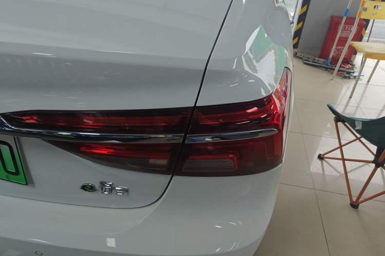 Used Roewe i6 New Energy 2017 45T Hybrid Connect & Smart Enjoyment Edition