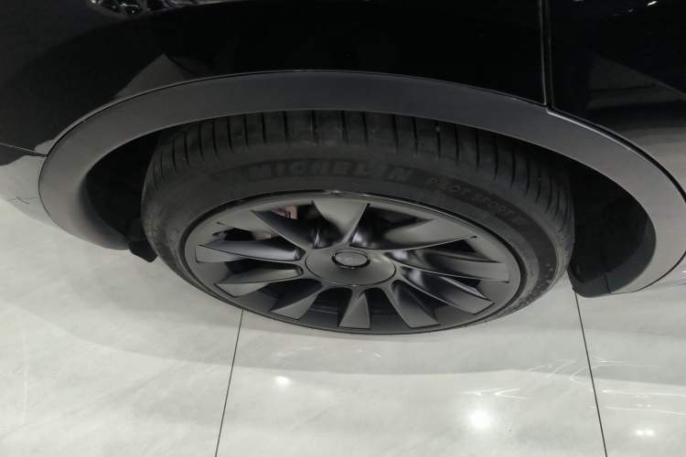 Used Tesla Model Y 2022 Revised Version Long-Range All-Wheel Drive
