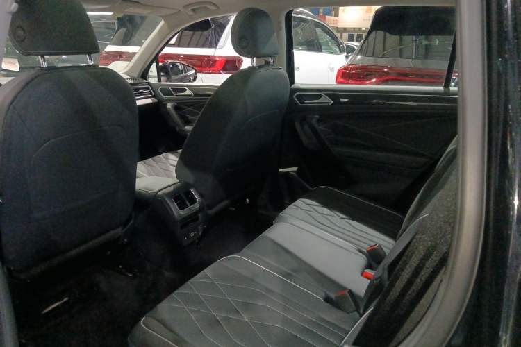 Used Volkswagen Tiguan L New Energy 2023 430 PHEV Plug-in Hybrid Prestige Edition
