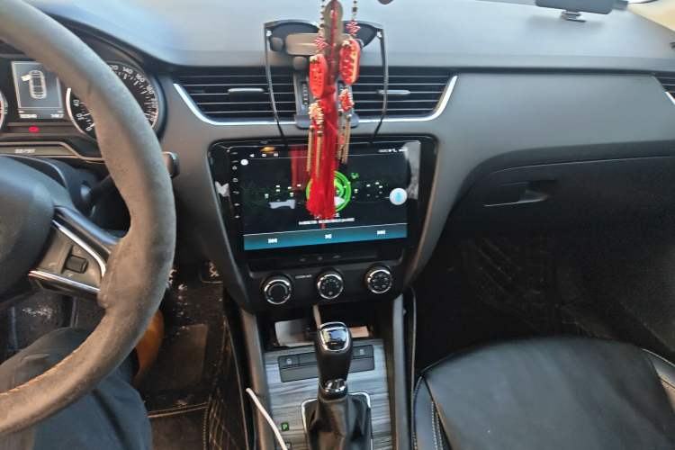 Used Skoda Octavia 2016 1.6L Automatic Smart Drive Edition
