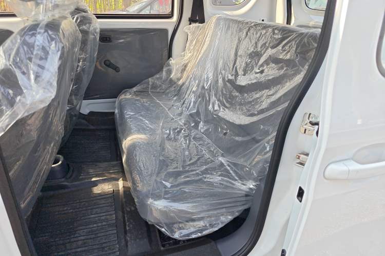 Used Wuling Zhiguang New Energy 2025 Standard Model