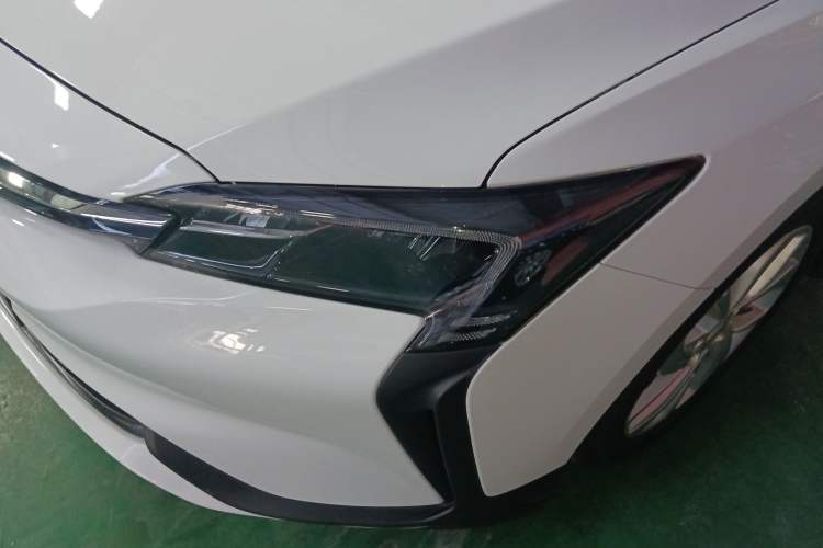 Used Buick Velite 6 2023 Revised Version 430 km Range – Commuter Edition
