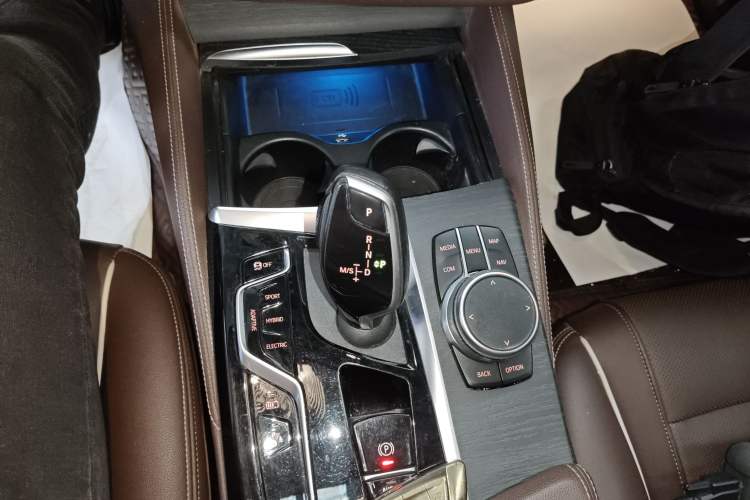 Used BMW 5 Series New Energy 2021 535Le M Sport Package
