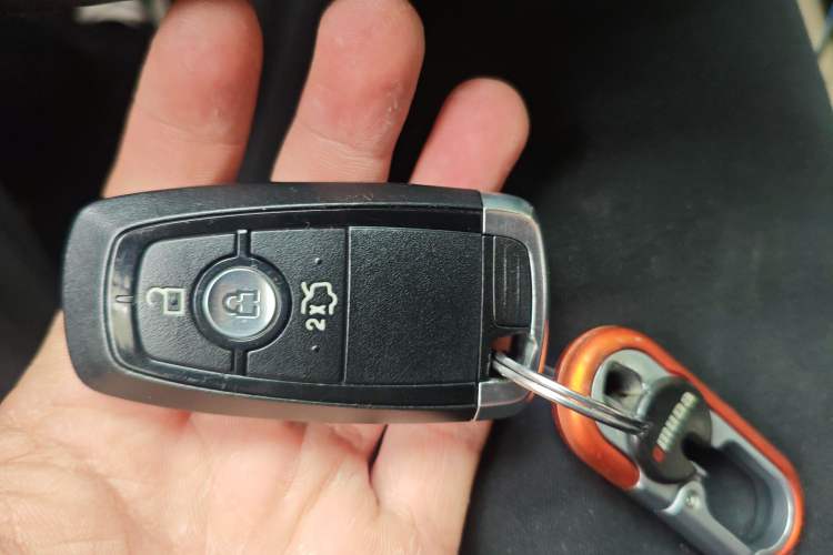 Used Ford Edge 2018 EcoBoost 245 Two-Wheel-Drive Titanium 5-Seater China V Standard
