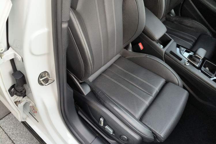 Used Audi A4L 2024 40 TFSI Luxury Dynamic Edition (Starry Night Version)