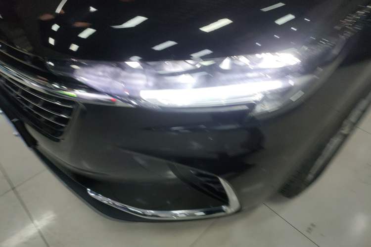 Used Buick Envision 2023 Encore Plus 652T Five-Seat All-Wheel-Drive Luxury Model