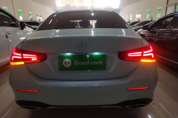 Used Mercedes-Benz A-Class 2022 Second Facelift A 200 L Sport Sedan Fashion Version
