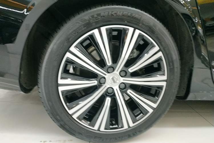 Used Volvo S90 2021 B5 Zhiyi Luxury Edition
