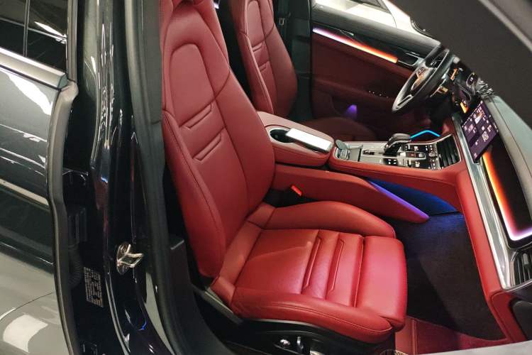 Used Porsche Panamera 2019 Panamera 4 Sport Turismo 2.9T
