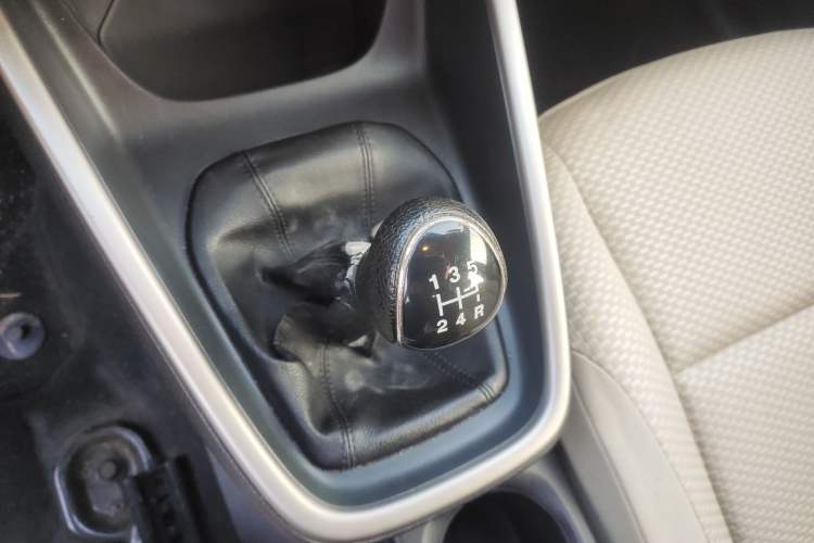 Used Ford Escort 2015 1.5L Manual Comfort Model
