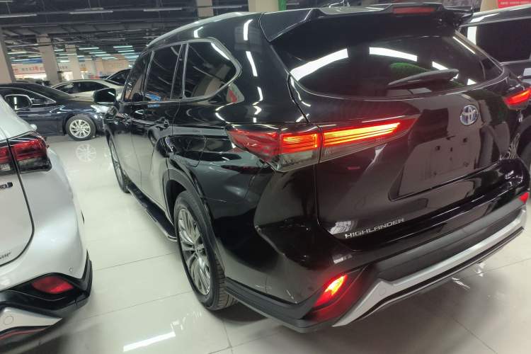 Used Toyota Highlander 2022 Dual-Engine 2.5L Four-Wheel Drive Prestige Version 7 Seats