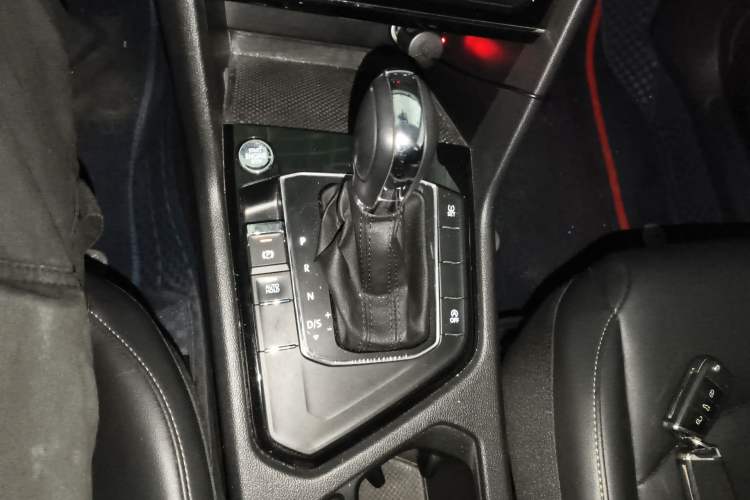 Used Volkswagen Tharu 2021 280TSI Two-Wheel Drive Comfort Edition
