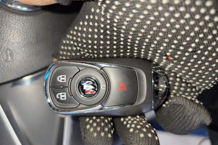 Used Buick GL8 2020 Land Cruiser Executive Class 652T Comfort Model
