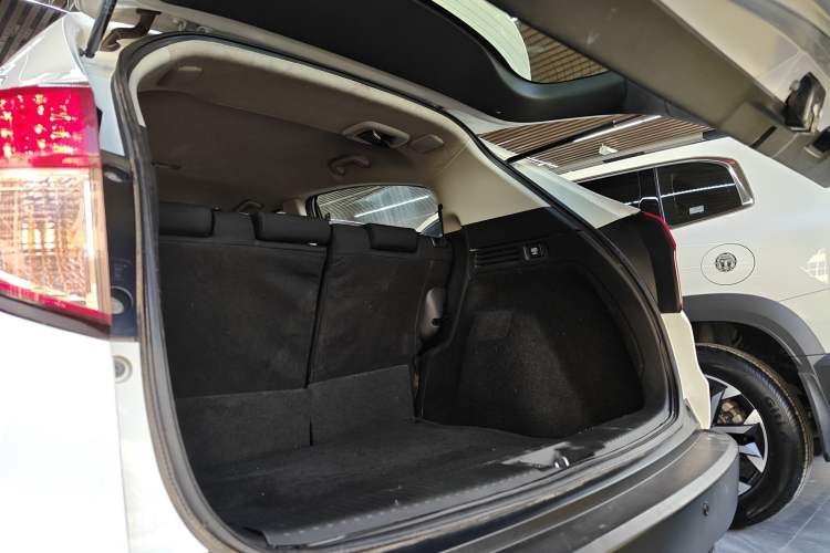 Used Honda Vezel 2015 1.5L CVT two-wheel drive Comfort trim
