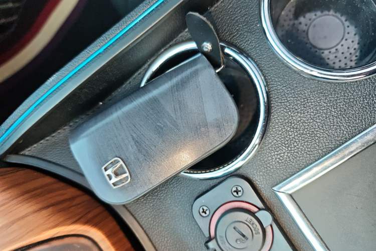 Used Honda CR-V 2019 Brilliant Edition Plus 240TURBO CVT Two-Wheel Drive Fashion Version China VI Emission Standard