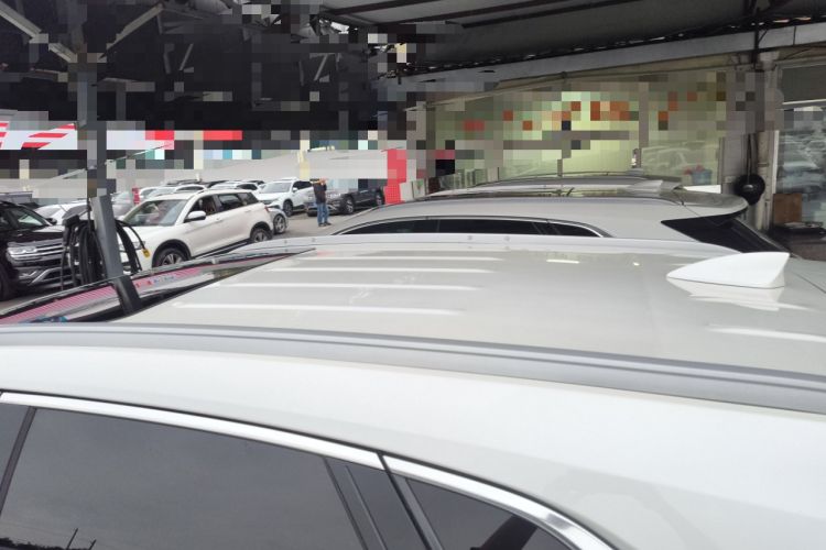 Used Cadillac XT5 2018 25T Tech Model
