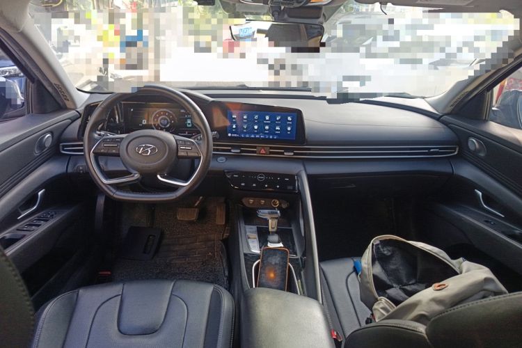 Used Hyundai Elantra 2021 1.5L CVT LUX Prestige Edition
