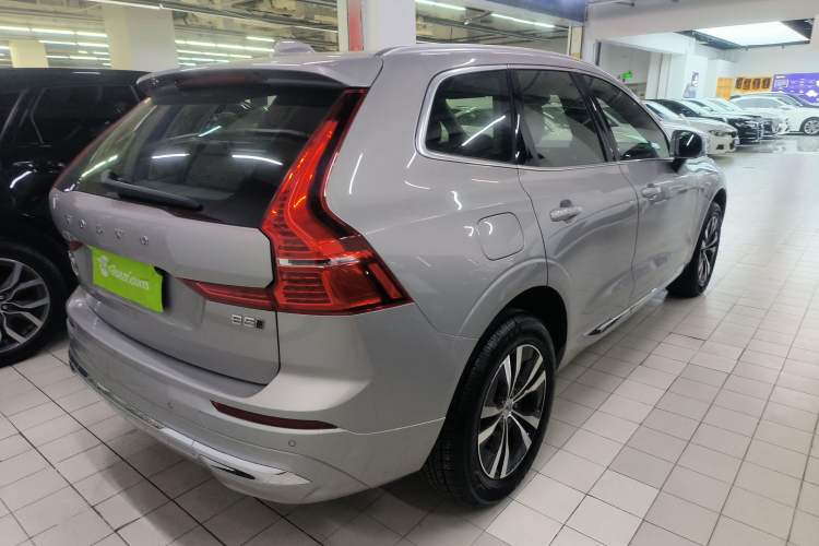 Used Volvo XC60 2024 B5 4x4 Smart Luxury Edition
