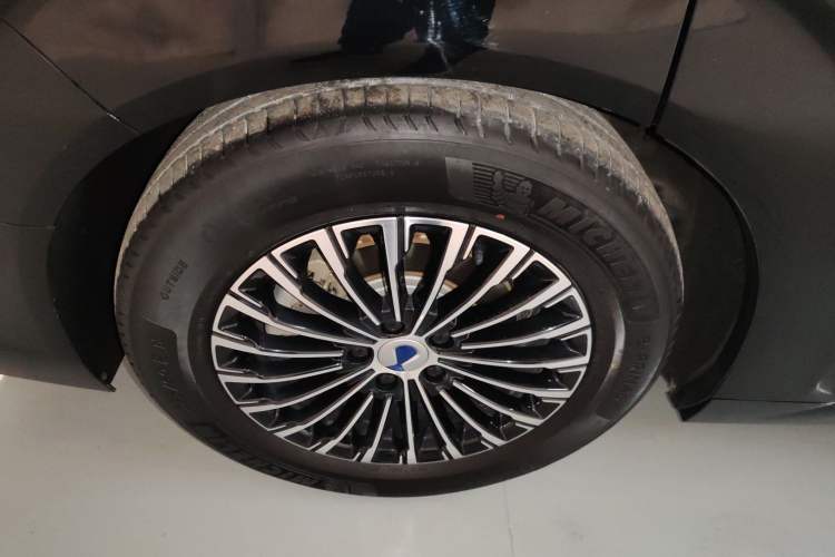 Used Denza D9 2022 DM-i 970 Four-Wheel Drive Prestige Model