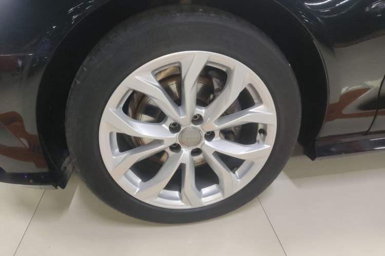 Used Audi A6L 2018 30th Anniversary Edition 35 TFSI Fashion Model
