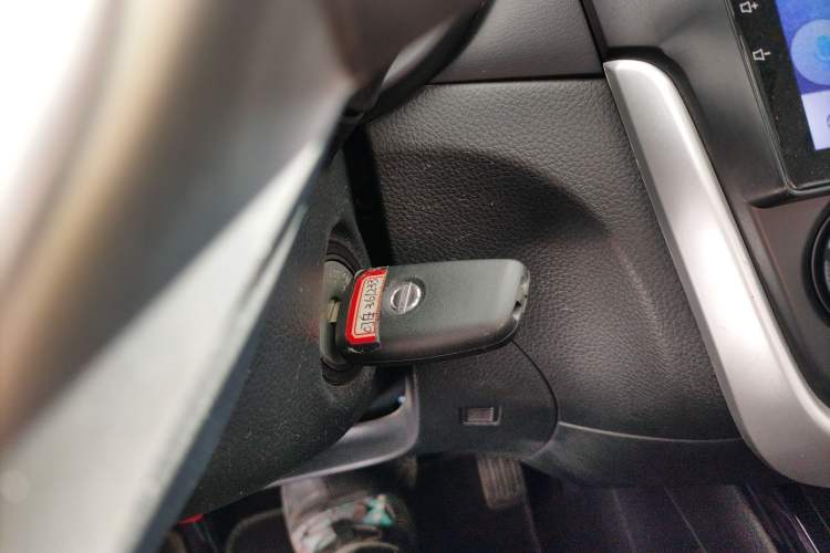 Used Nissan Tiida 2021 1.6L CVT Cool Edition
