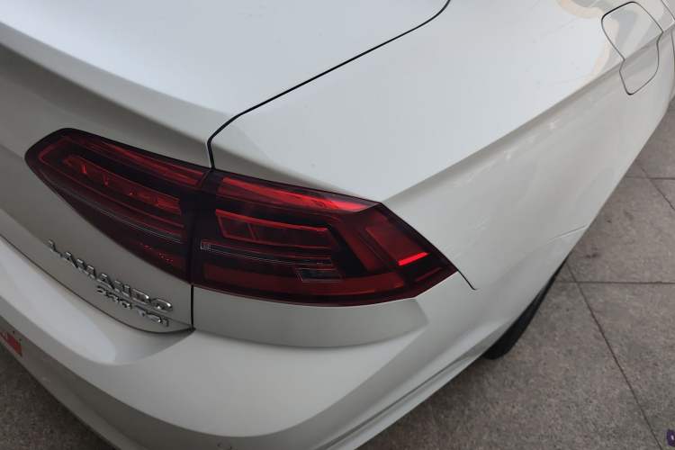 Used Volkswagen Lamando 2019 230TSI DSG Fashion Edition China V Standard