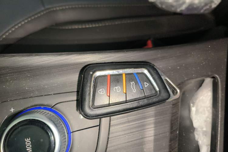 Used Buick Velite 6 2023 430km Range Commuter Version
