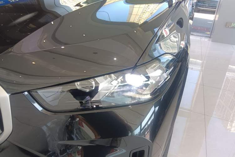 Used BMW X5 2023 xDrive 30Li Luxury M Sport Night Edition Package
