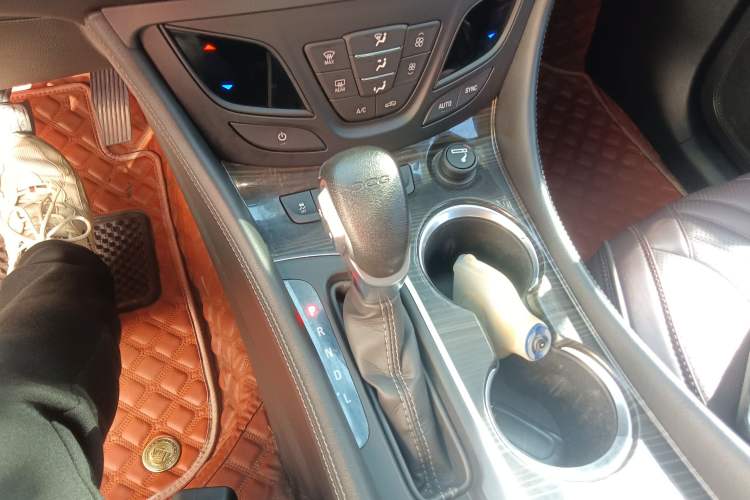 Used Buick Envision 2020 20T Two-Wheel Drive Leading Version
