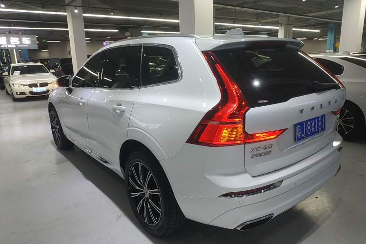Used Volvo XC60 2019 T5 4x4 Zhiyuan Edition China VI Standard