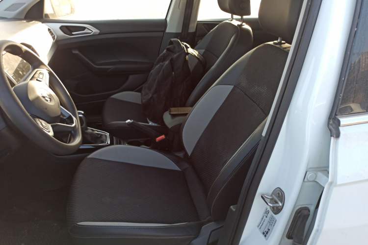 Used Volkswagen Tacqua 2021 200TSI DSG JoyConnect Edition