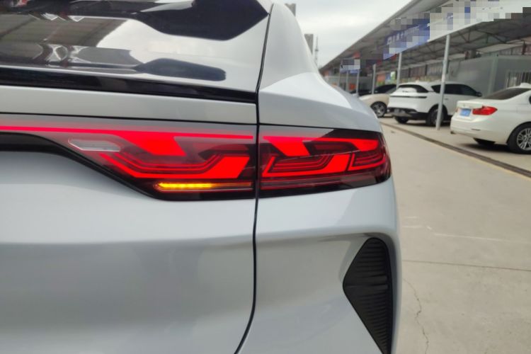 Used BYD Song L EV 2024 662 km Excellence Version
