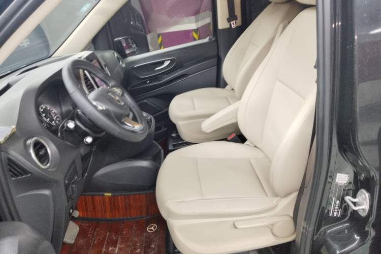 Used Mercedes-Benz Vito 2016 2.0T Business Edition
