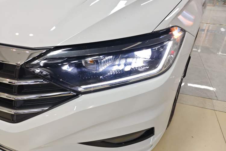 Used Volkswagen Sagitar 2022 200TSI DSG Flyover Edition
