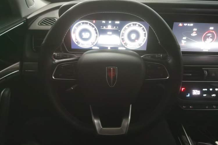 Used Hongqi HS5 2022 Revised Version 2.0T Smart Connect Flagship Edition
