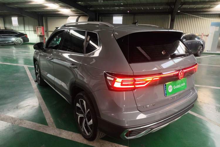 Used Volkswagen Tharu 2023 300TSI Two-Wheel-Drive Full Moon Edition