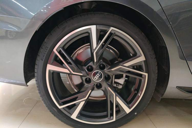 Used Audi A4L 2024 40 TFSI quattro RS Performance Package
