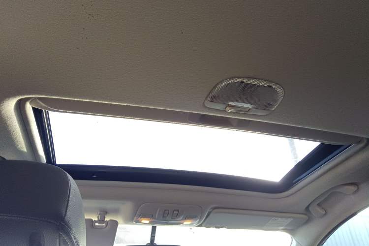 Used Subaru XV 2014 2.0i Elite Edition
