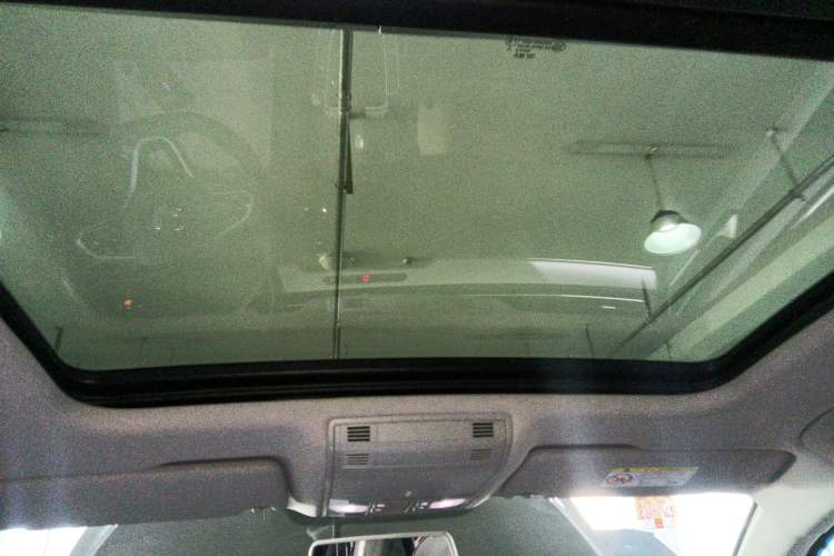 Used Volkswagen Magotan 2025 Zhongxiang Version 280TSI DSG Comfort Edition
