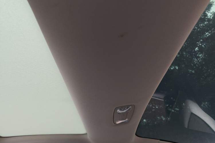 Used Roewe i6 MAX New Energy 2021 EV 500 Skyroof Flagship Edition
