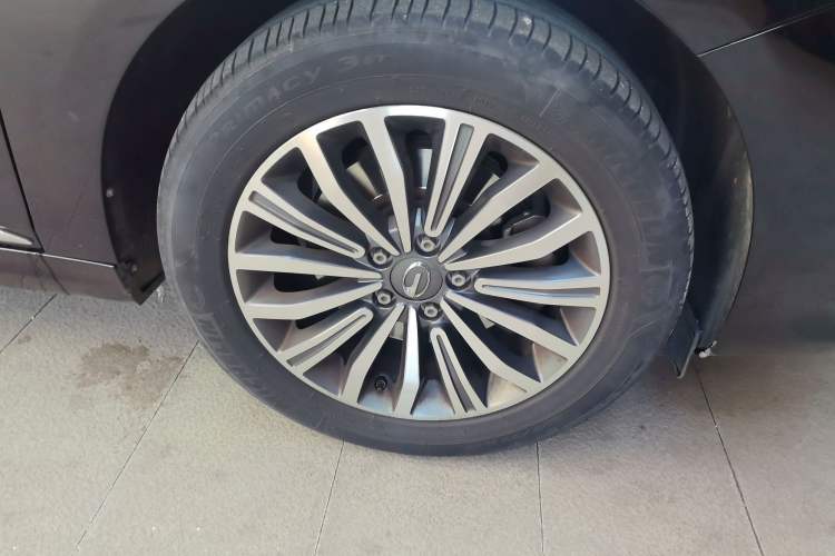 TDK.VehicleDetails.img